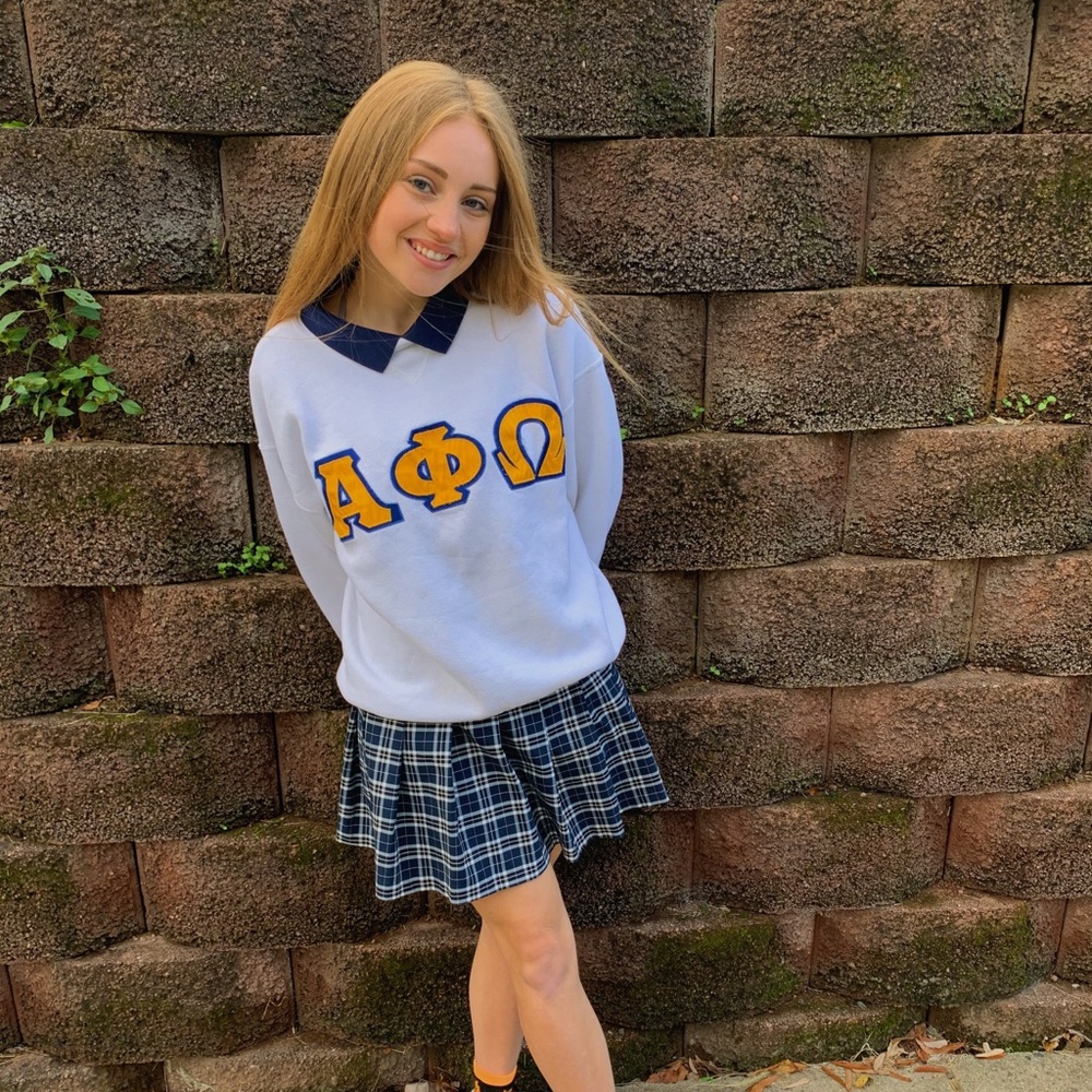 Meet your Posher, Chloe